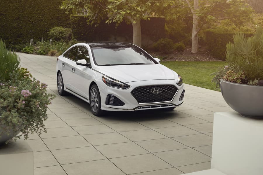 is a hyundai sonata a compact car